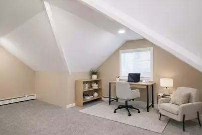 2085 Memorial Dr, South Hadley, MA 01075 - Photo 10