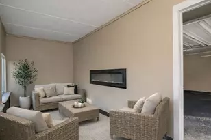 2085 Memorial Dr, South Hadley, MA 01075 - Photo 8