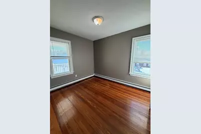 8 Sheafe #3, Brookline, MA 02467 - Photo 4