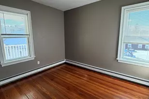 8 Sheafe, Brookline, MA 02467 - Photo 4