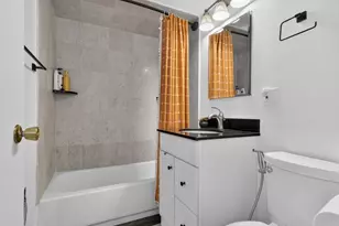 566 Commonwealth Ave, Boston, MA 02215 - Photo 10