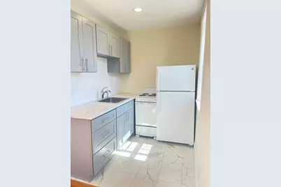 325 Newport Avenue #36, Quincy, MA 02170 - Photo 2