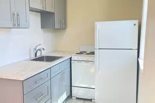 325 Newport Ave, Quincy, MA 02170 - Photo 2