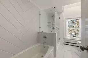 25 Munroe St, Newburyport, MA 01950 - Photo 24