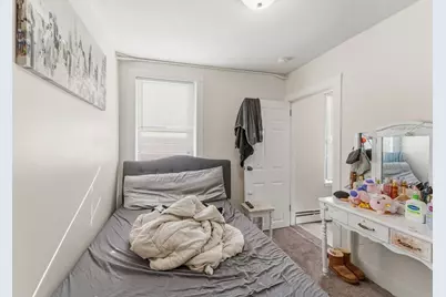 263 Elm St, Woonsocket, RI 02895 - Photo 4