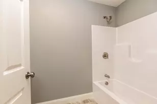 554 Highland Ave, Phillipston, MA 01331 - Photo 10