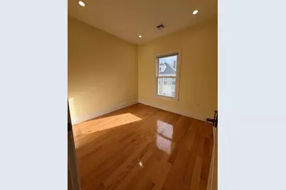 27 Lyon St #3, Boston, MA 02122 - Photo 8