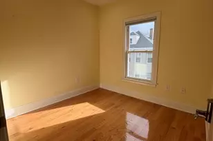 27 Lyon St, Boston, MA 02122 - Photo 8