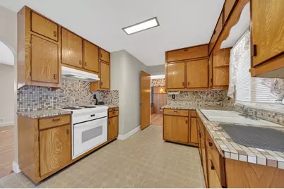32 Watson St, New Bedford, MA 02740 - Photo 26
