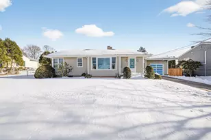 32 Watson St, New Bedford, MA 02740 - Photo 2