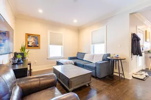 581 E 8th St, Boston, MA 02127 - Photo 6