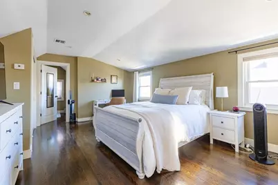 581 East 8th Street #2, Boston, MA 02127 - Photo 6