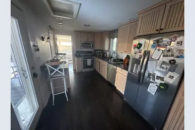 581 East 8th Street #2, Boston, MA 02127 - Photo 6