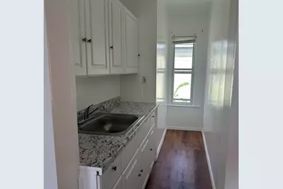 14 Hooper St #3, Worcester, MA 01605 - Photo 4