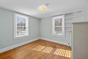 33 Seagrave St, Uxbridge, MA 01569 - Photo 10