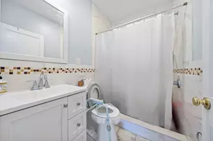 19 Utica St, Quincy, MA 02169 - Photo 8