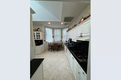 132 Boylston St #5, Boston, MA 02116 - Photo 8