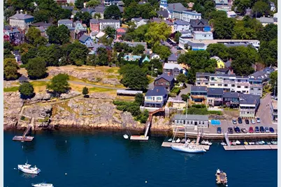 9 Darling Street, Marblehead, MA 01945 - Photo 24