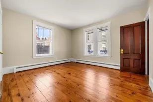 9 Darling St, Marblehead, MA 01945 - Photo 4