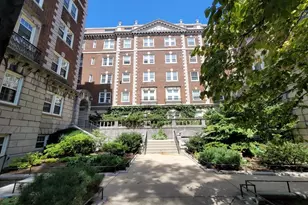 3 Arlington St, Cambridge, MA 02140 - Photo 1