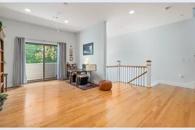 771 Heath St #A, Brookline, MA 02467 - Photo 4