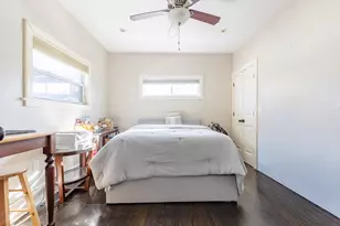 581 E 8th St, Boston, MA 02127 - Photo 4