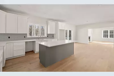 376 Elmwood Avenue, Holden, MA 01520 - Photo 4
