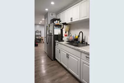 800 Hyde Park Ave #3, Boston, MA 02136 - Photo 4