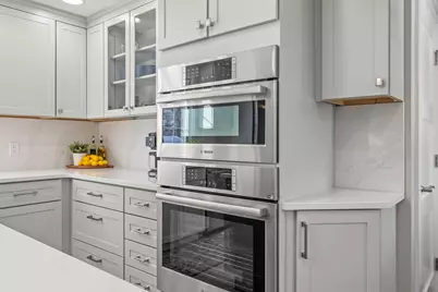 15 School Street, Fairhaven, MA 02719 - Photo 6