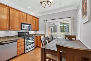 703 E 5th St, Boston, MA 02127 - Photo 10