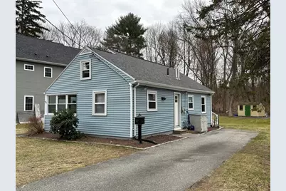 20 Pinevale Ave, Reading, MA 01867 - Photo 2