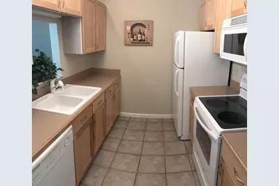 34 Maple Crest Circle #K, Holyoke, MA 01040 - Photo 2