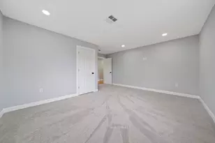 13 Broadway, Raynham, MA 02767 - Photo 20