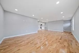 13 Broadway, Raynham, MA 02767 - Photo 12