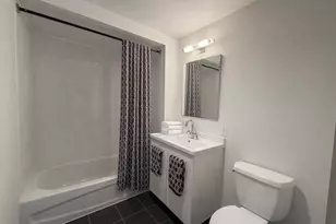 2 Earhart, Cambridge, MA 02141 - Photo 8