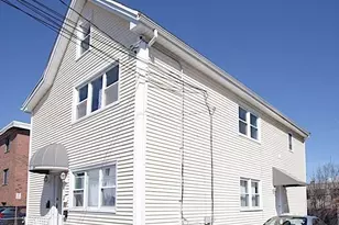 22 Murdock St, Somerville, MA 02144 - Photo 10