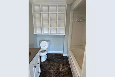 22 Roundy St #2, Beverly, MA 01915 - Photo 6