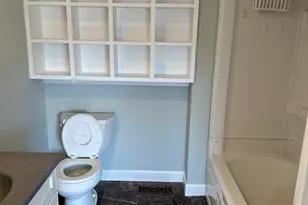 22 Roundy St, Beverly, MA 01915 - Photo 6