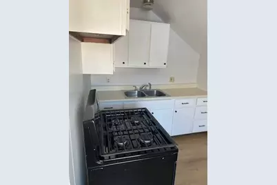 52 Forest St #3, Fall River, MA 02721 - Photo 8