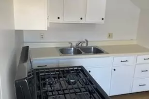 52 Forest St, Fall River, MA 02721 - Photo 8