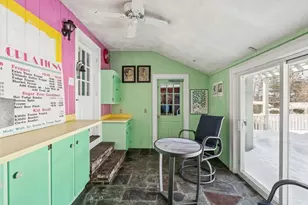 25 Juniper Ave, Wakefield, MA 01880 - Photo 10