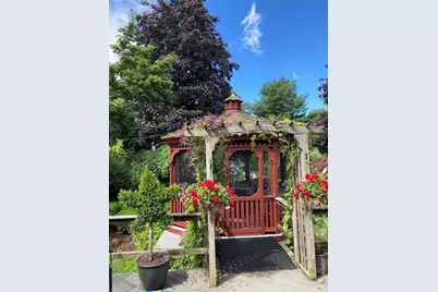 82 Lester Ln, Weymouth, MA 02188 - Photo 10