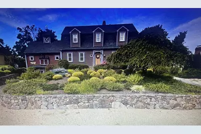 82 Lester Ln, Weymouth, MA 02188 - Photo 2