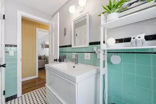 750 Amostown Rd, West Springfield, MA 01089 - Photo 16