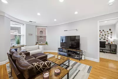 96 Gainsborough St #205W, Boston, MA 02115 - Photo 4