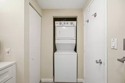 96 Gainsborough St #205W, Boston, MA 02115 - Photo 10