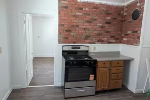 9 Turnpike Rd, Montague, MA 01376 - Photo 6