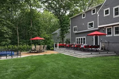 10 Hawthorne Rd, Winchester, MA 01890 - Photo 26