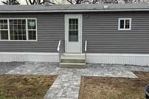 2 Sunnydale Cir, Brimfield, MA 01001 - Photo 2