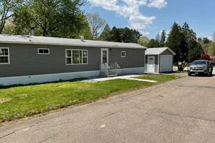 2 Sunnydale Cir, Brimfield, MA 01001 - Photo 1